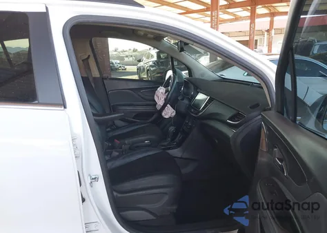 2021 Buick Encore Preferred z USA, uszkodzony, nr VIN KL4CJESB0MB341134